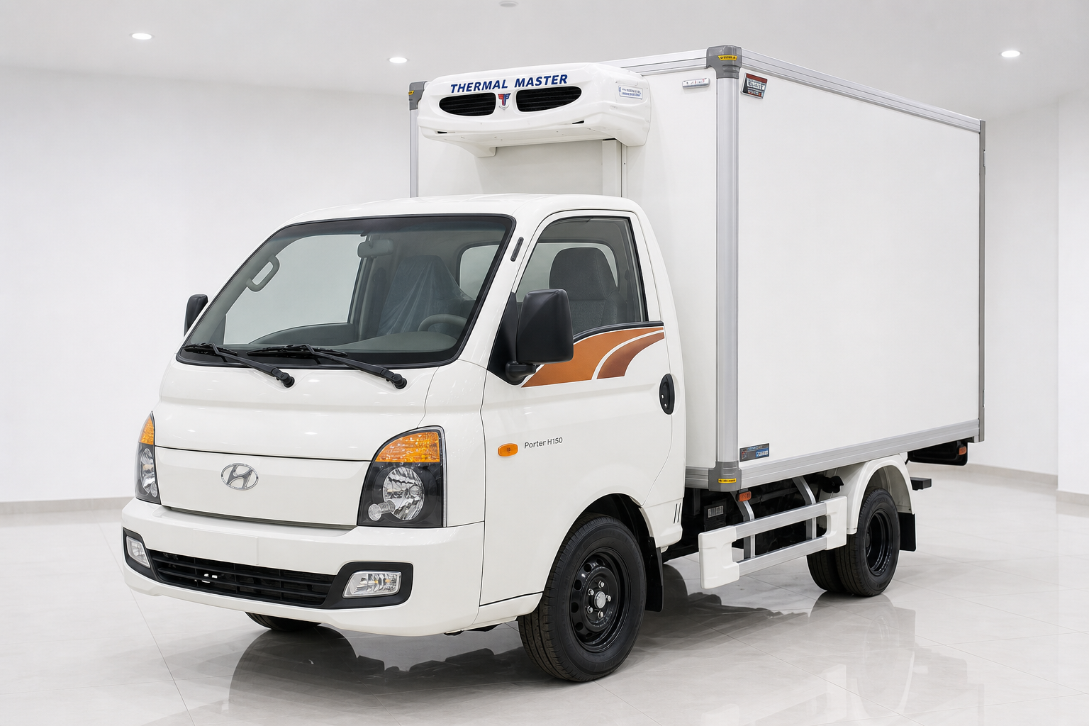 Xe Tải Hyundai H150 Thùng Đông Lạnh 1.5 Tấn